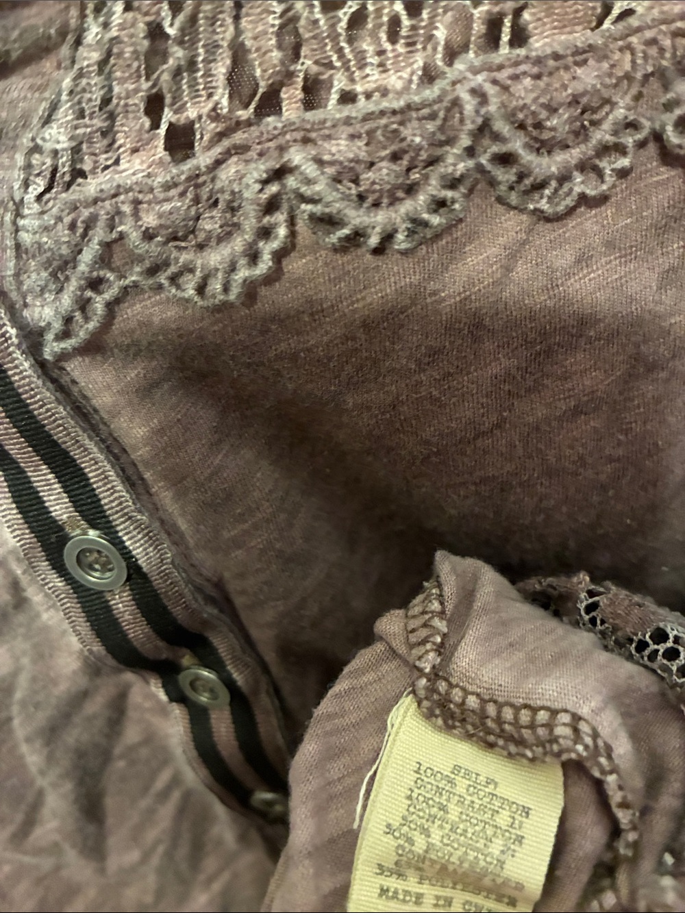 gimmicks by BKE Henley Style Top distressed lace mineral wash brown small - Picture 4 of 5